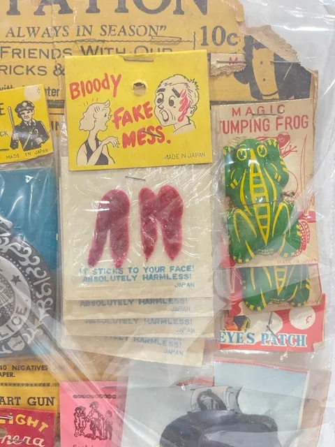 Horowitz Fun Station Display With 26 Dime Toys, Japan and Hong Kong, 11x14 view 2