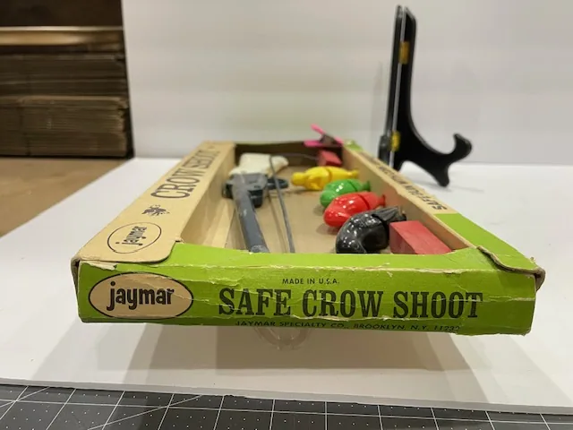 Vintage 1950s Crow Shooting Game With Cork Ammo by Jaymar view 3