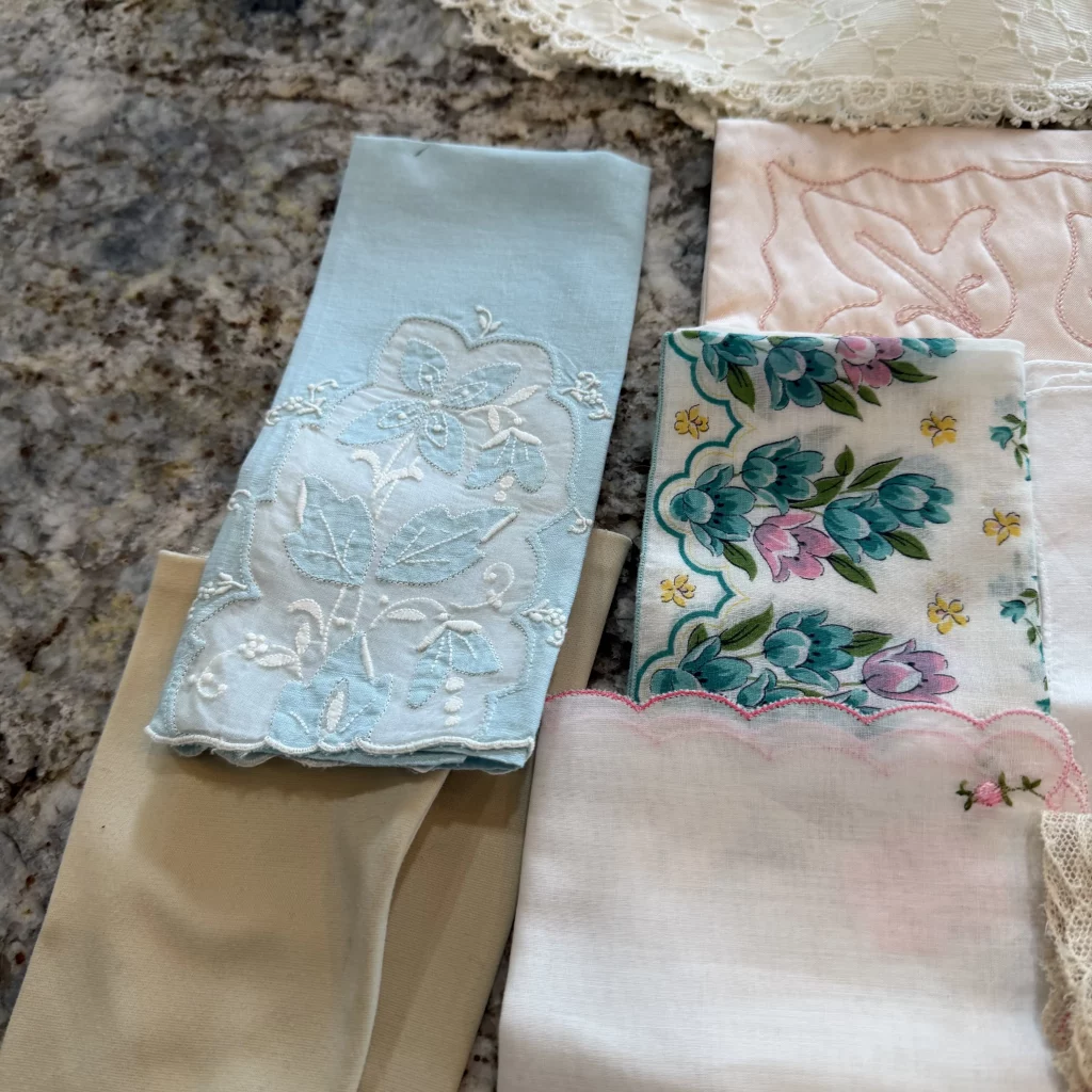 14 Piece Vintage 1940s Ladies Finery, Gloves, Collar, Hankies, Hand Towel view 4