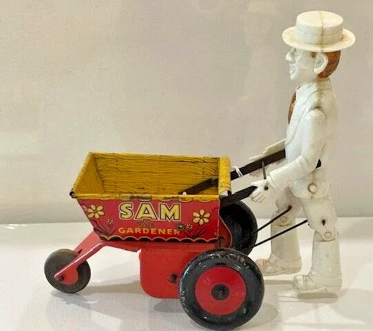 Vintage Marx Tin Litho and Plastic Wind Up Sam the Gardener view 2
