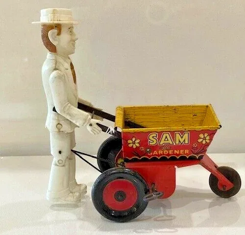 Vintage Marx Tin Litho and Plastic Wind Up Sam the Gardener view 4