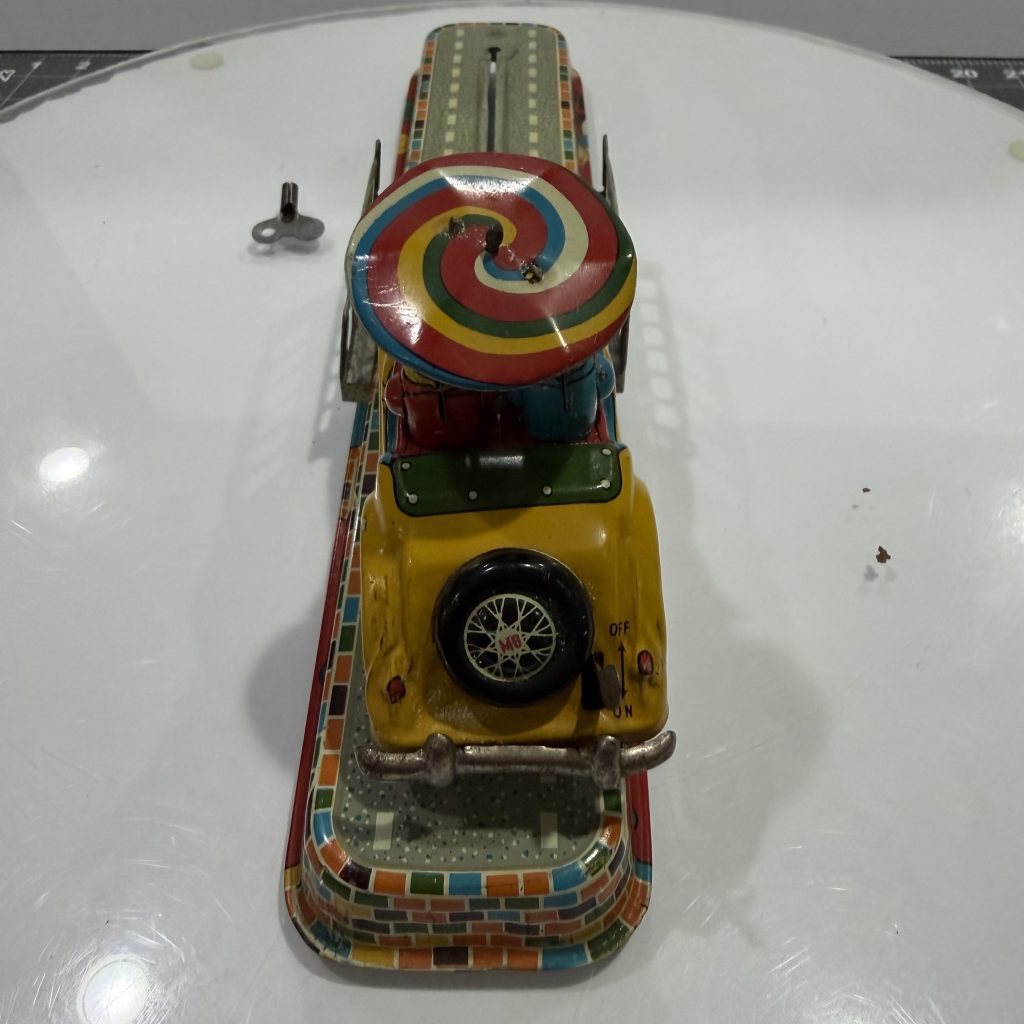RARE YELLOW MINT Marusan Tin Wind-Up Magic Wonder MG Car & Track Set-WORKS view 14