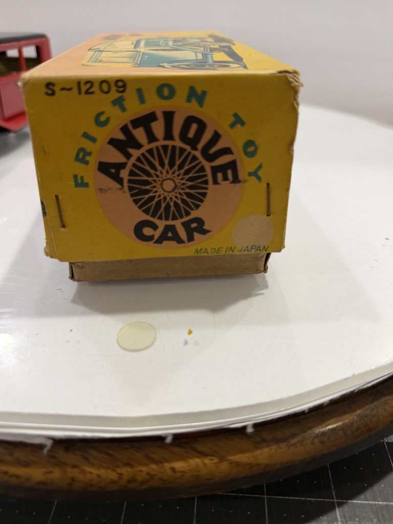 Vintage 1950s SSS International Japan Friction Tin Car S-1209 Old-Timer In Box / NOS view 13