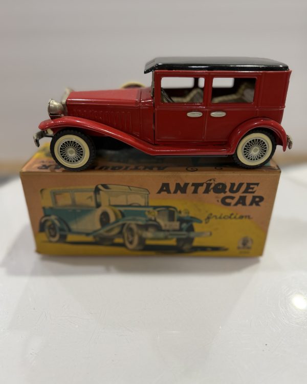 Vintage 1950s SSS International Japan Friction Tin Car S-1209 Old-Timer In Box / NOS
