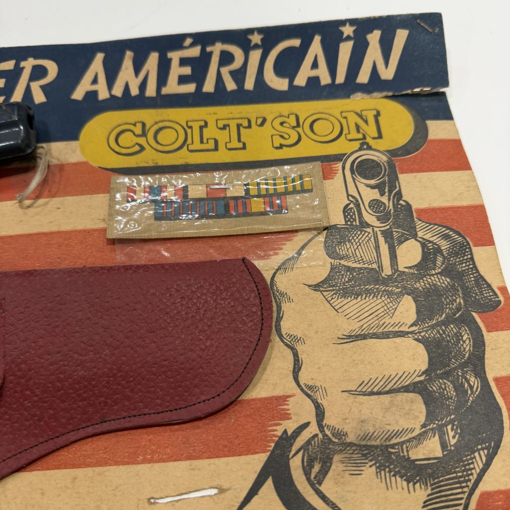 Vintage 1946 Le Mohican "Colt's Son" Single Shot Cap Gun Set on Card! view 4
