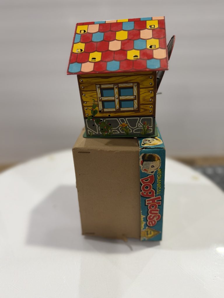 Vintage 1950s Marusan Tin Mechanical Dog House New in Box / Japan Clockwork! Works! view 11