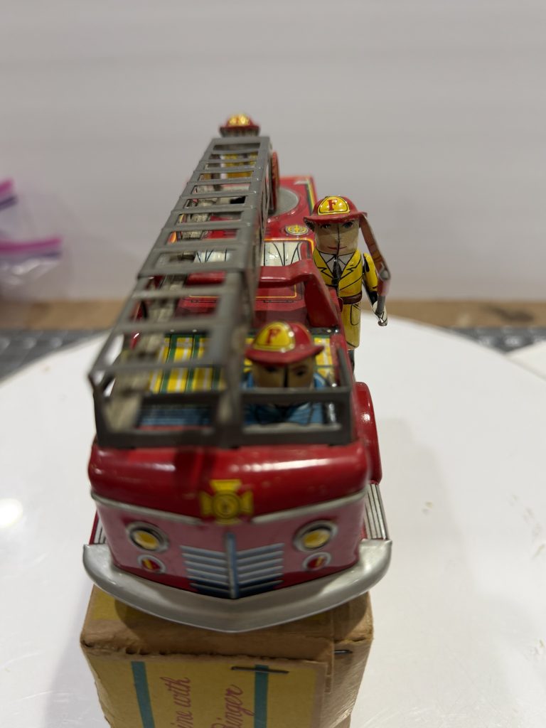 Vintage 1950s TN Japan Friction Fire Engine Tin Toy NIB Works w/Box view 17
