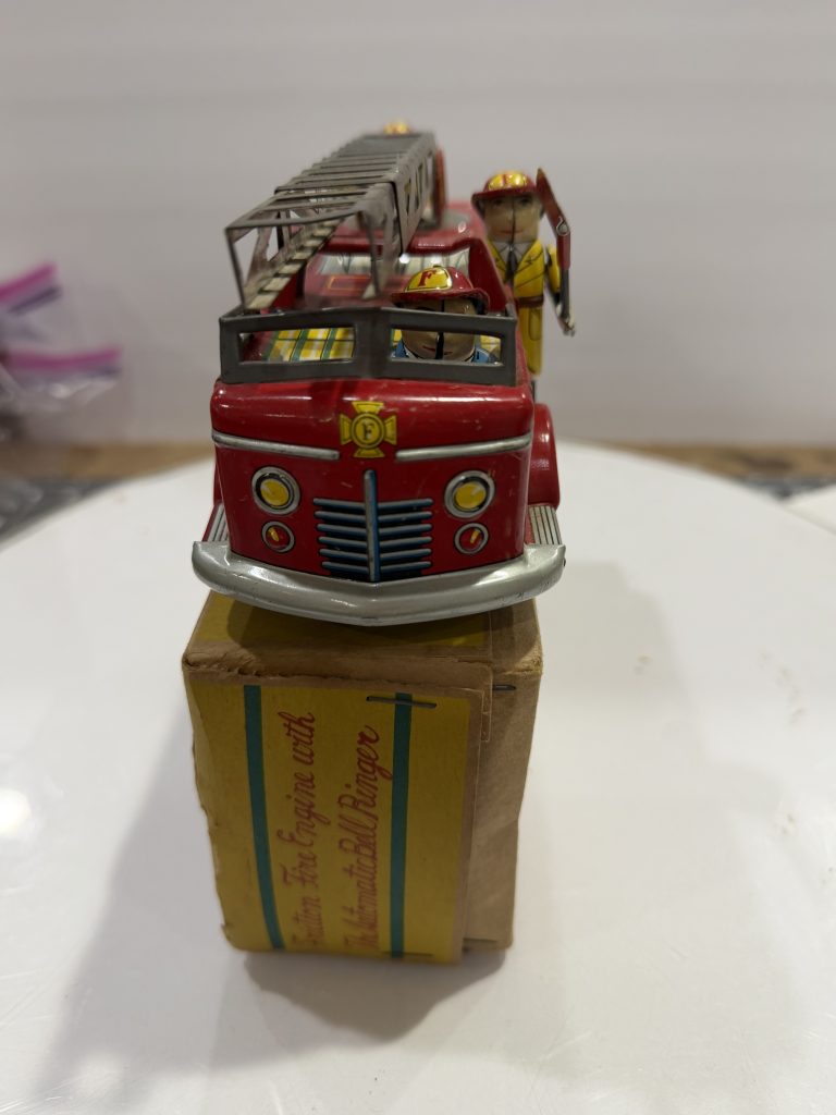 Vintage 1950s TN Japan Friction Fire Engine Tin Toy NIB Works w/Box view 14