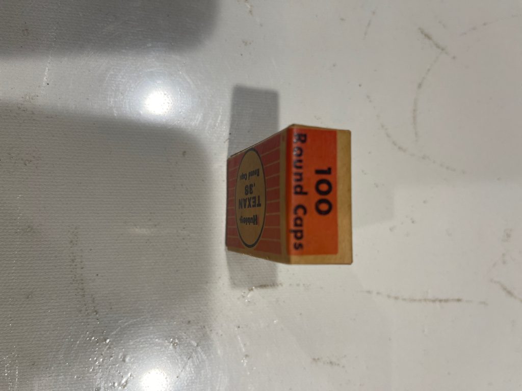 Vintage 1950's HUBLEY Texan .38 Round Caps Box! NOS! Full & Sealed!! view 2