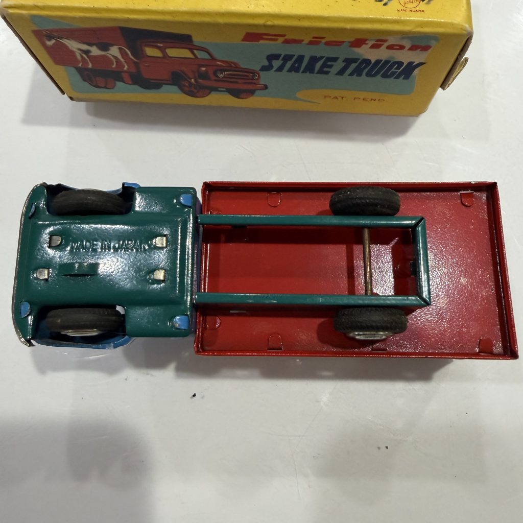 Vintage1950's SSS Japan Tin Litho Mack Friction Dump Truck – New in Box (NOS) view 2