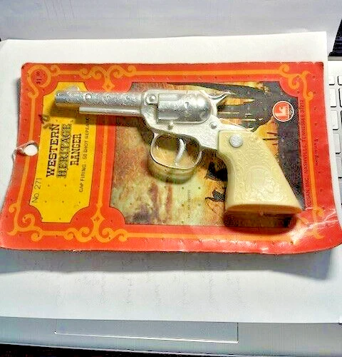 Vintage 1960 Kusan Western Heritage Ranger 271 Toy Cap Gun on Original Blister Pack - USA ~ New Old Stock