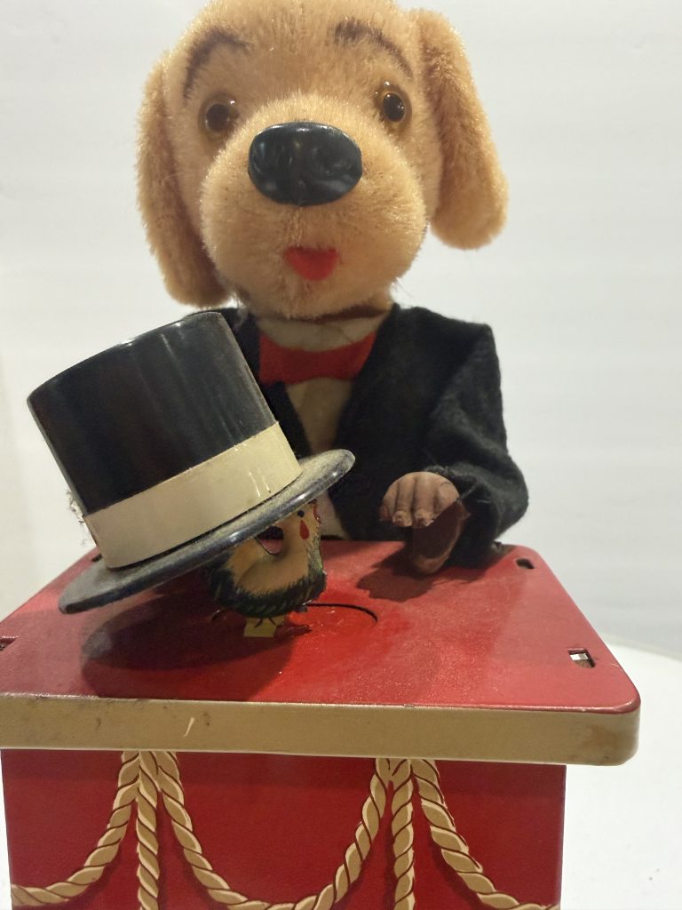 Vintage 1950s Alps Japan Triksie Magician Dog Windup Toy WORKING Near Mint view 7